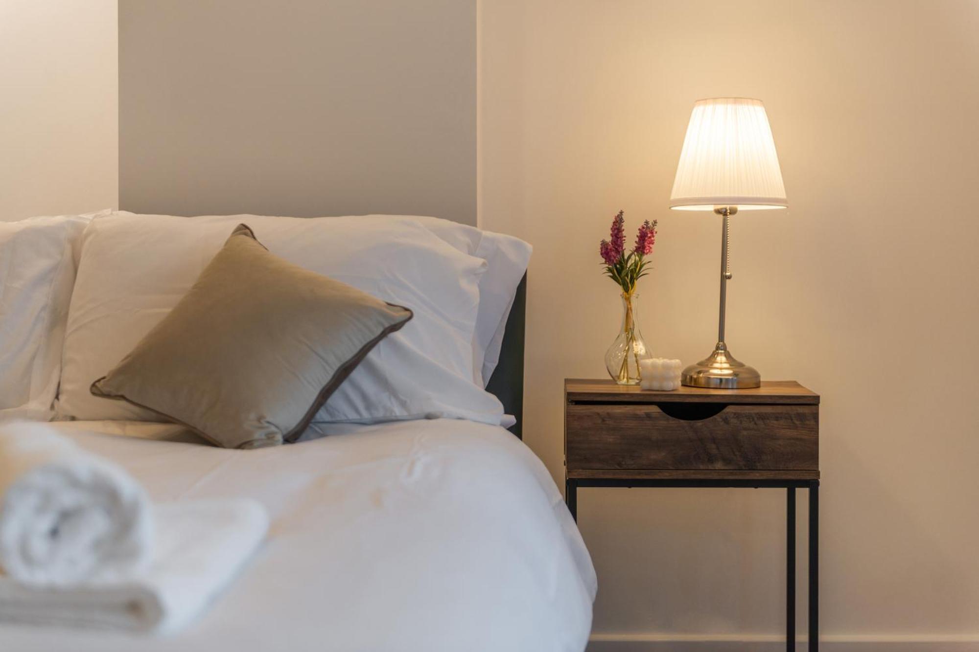 A Golden Haven Retreat In London Lejlighed Eksteriør billede