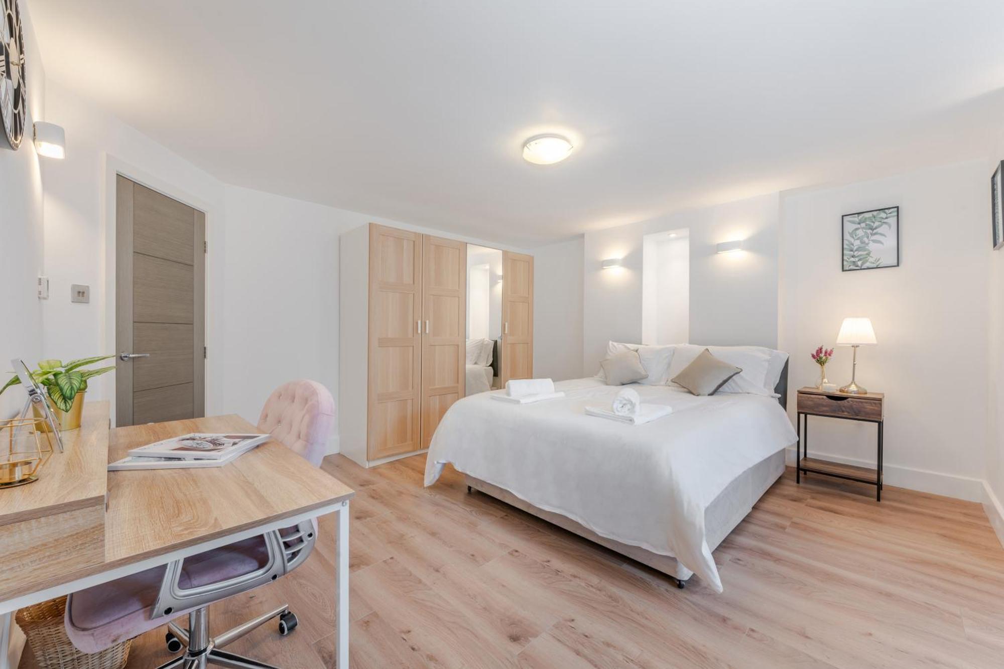 A Golden Haven Retreat In London Lejlighed Eksteriør billede