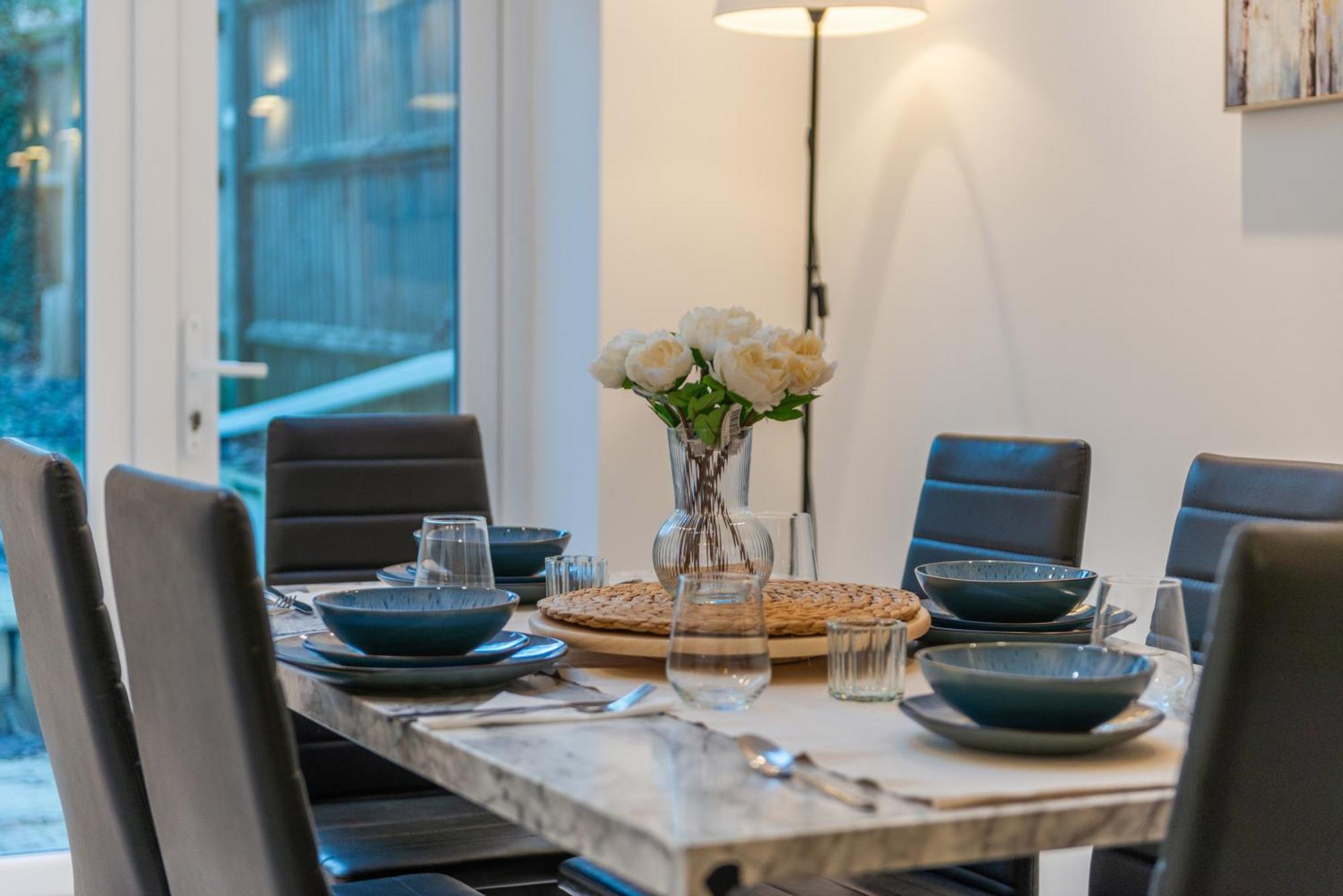 A Golden Haven Retreat In London Lejlighed Eksteriør billede